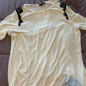 Lane Bryant Thin White sweater with Black shoulder accents, 14/16